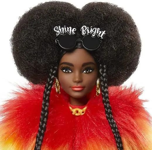 Barbie Extra Doll Barbie Rainbow Coat - 2020