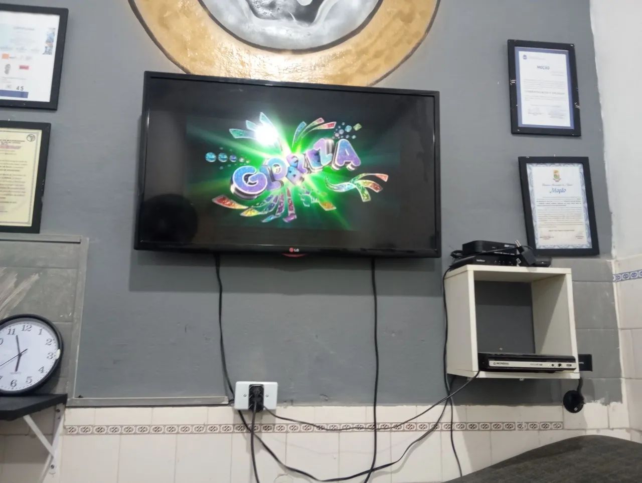 Venda de tv  LCD 42 polegadas LG  - Foto 2