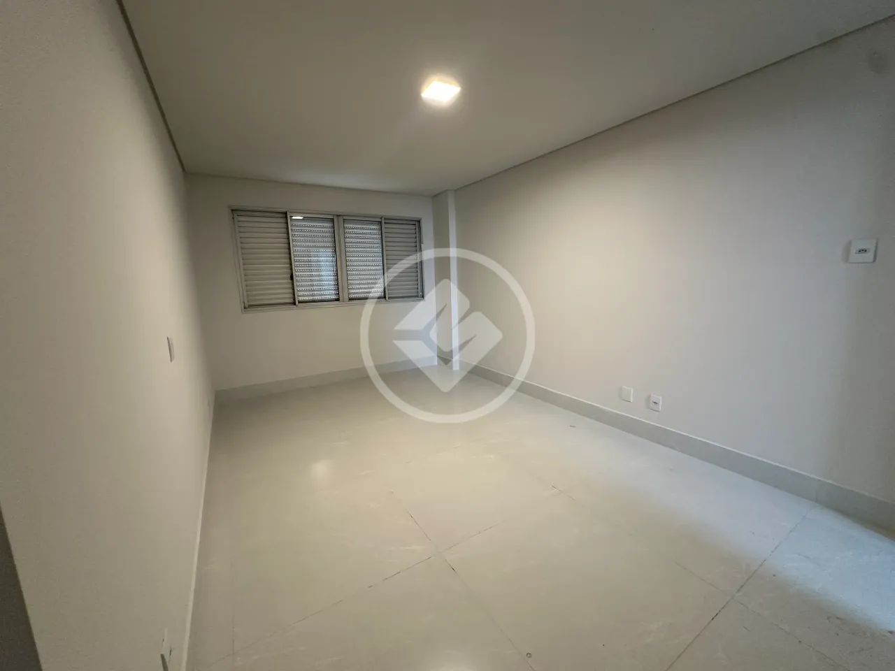 Edifício New York com 165M2 com 4 quartos, 2 suítes. $1.050.000,00. codigo: 363402 - Foto 5