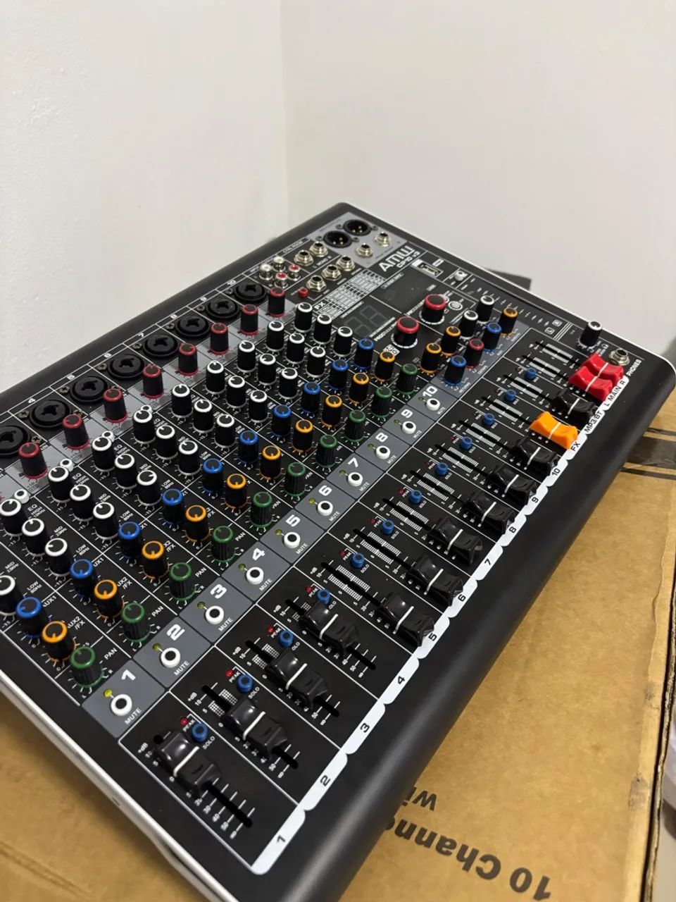 Mesa de Som AMW CP-10 v3 - Foto 3
