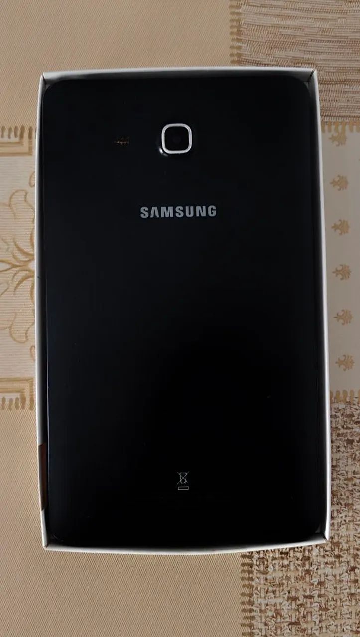 Vendo dois tablets com tela quebrada ,um positivo e um Samsung  - Foto 5