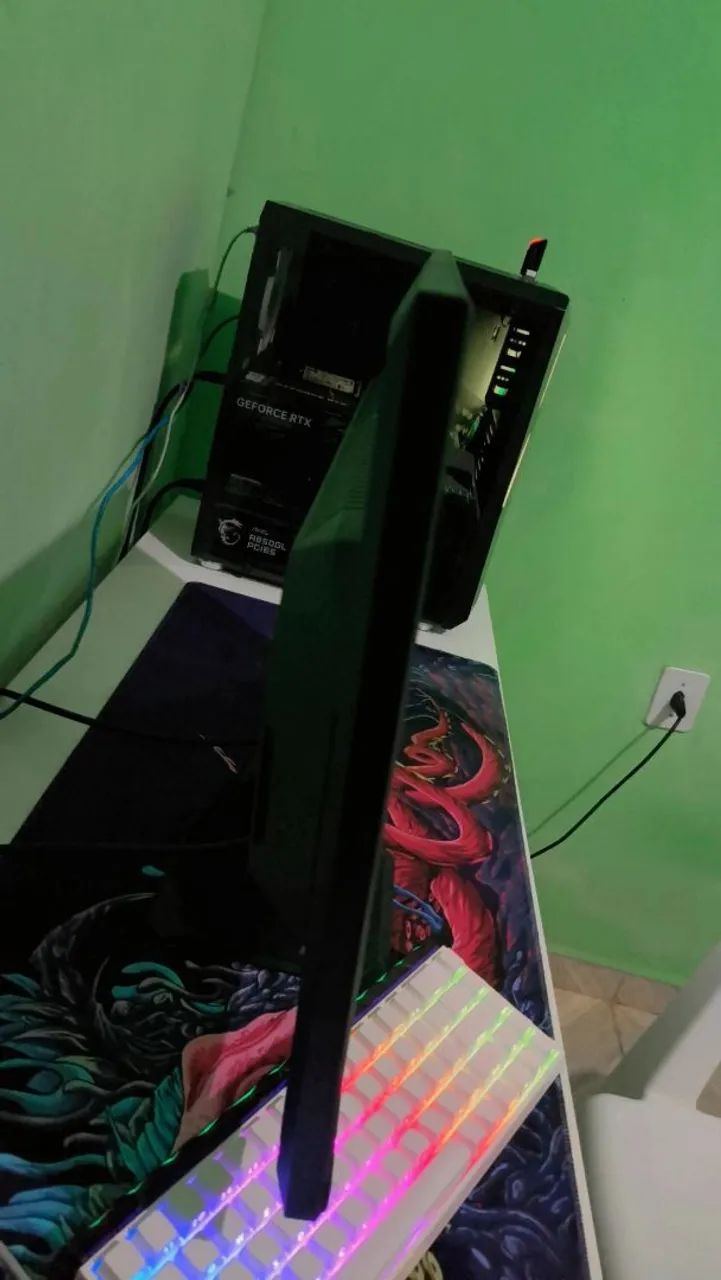 VENDO MONITOR GIGABYTE 27 POLEGADAS  - Foto 3