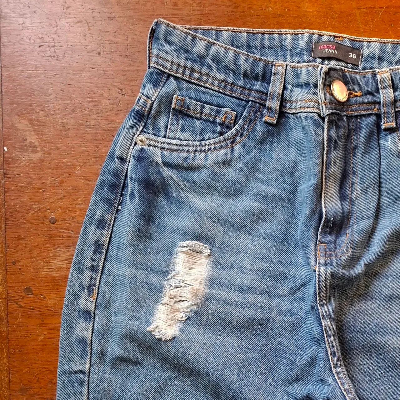 Calça Mom Jeans Destroyed - Foto 2