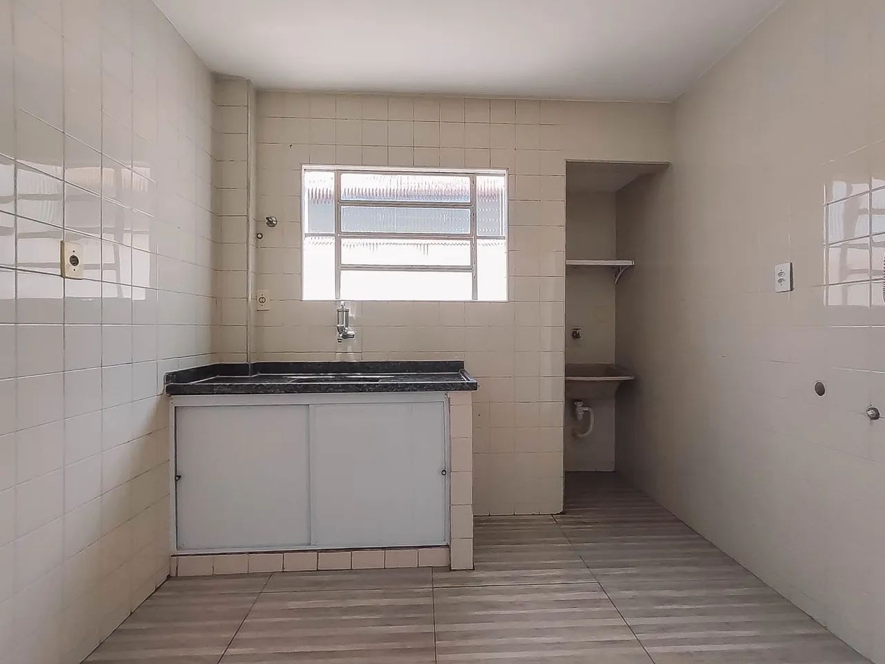 Quarto e sala com varanda no Cascatinha para locação - Foto 5