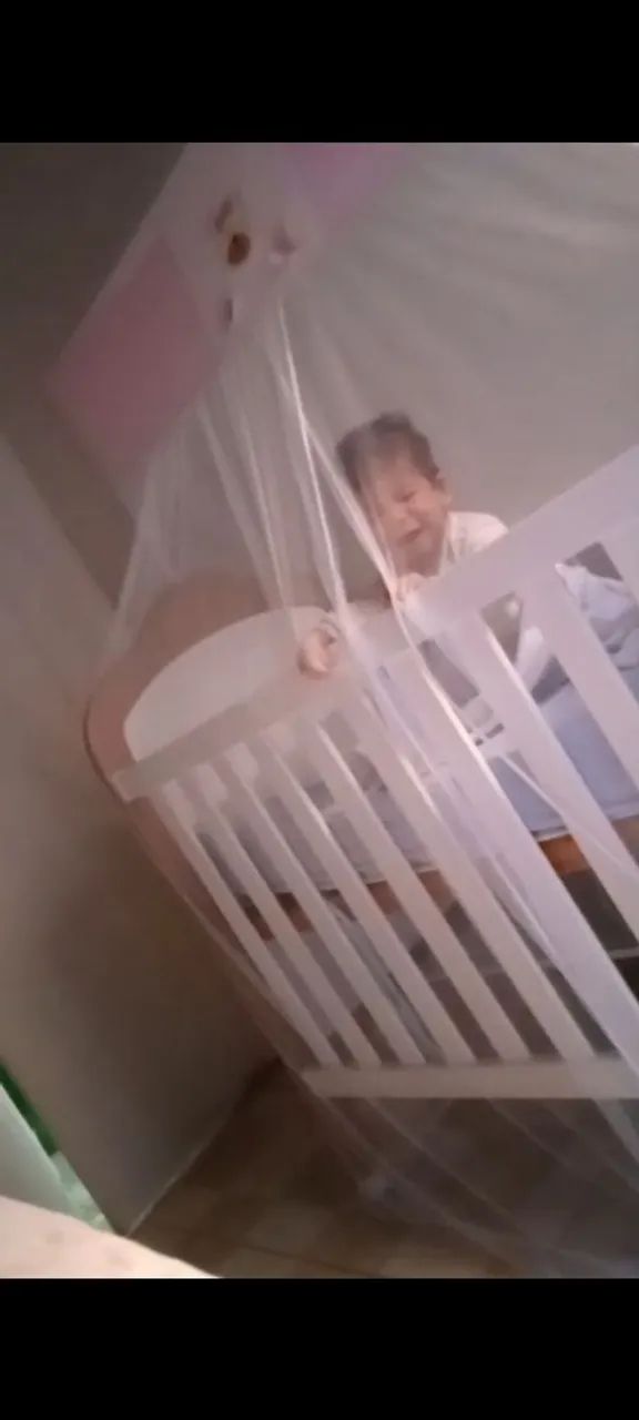 Vendo Berço de bebe 200 reais  - Foto 2