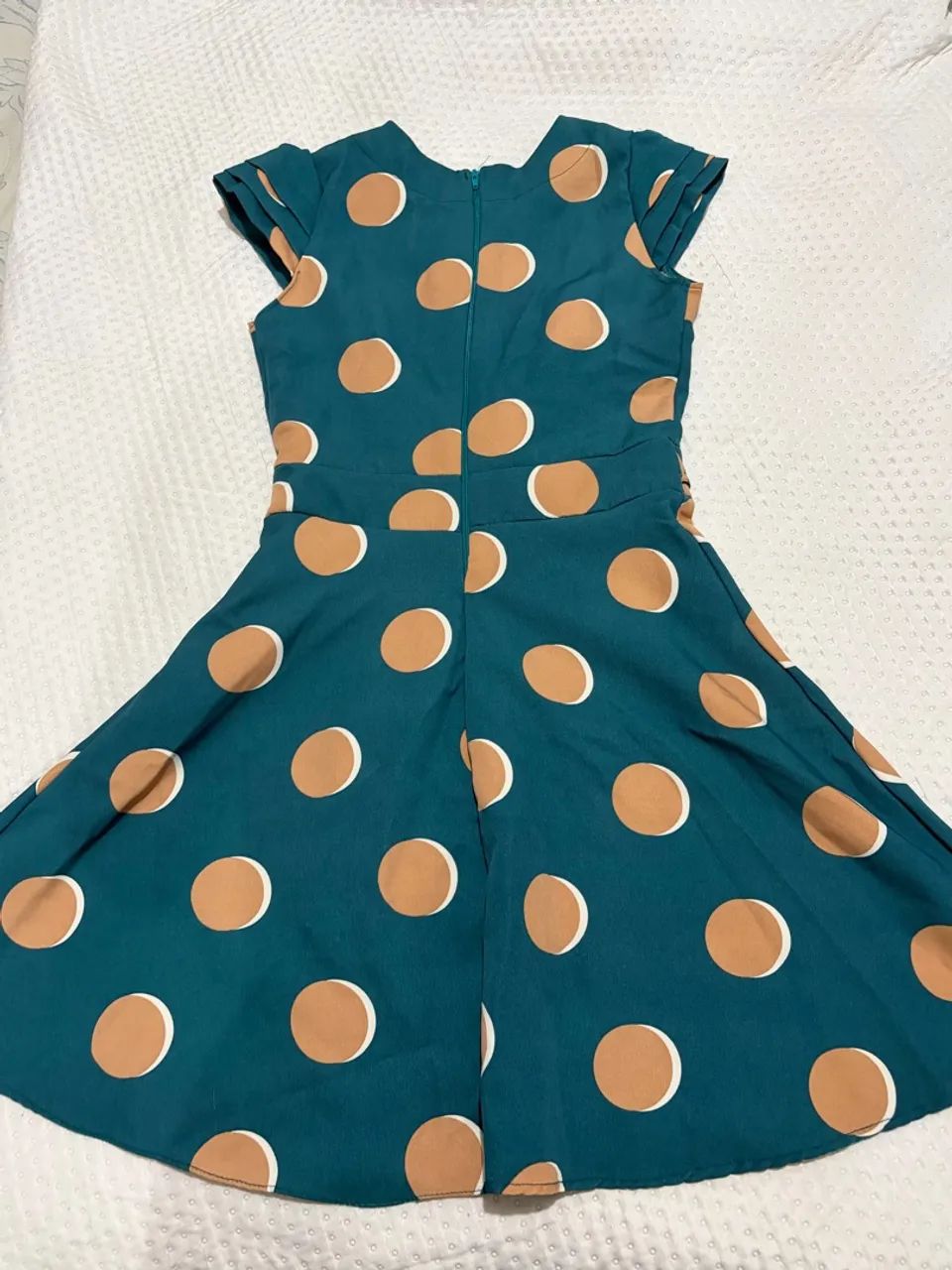 Vestido verde de bolinha ? - Foto 2