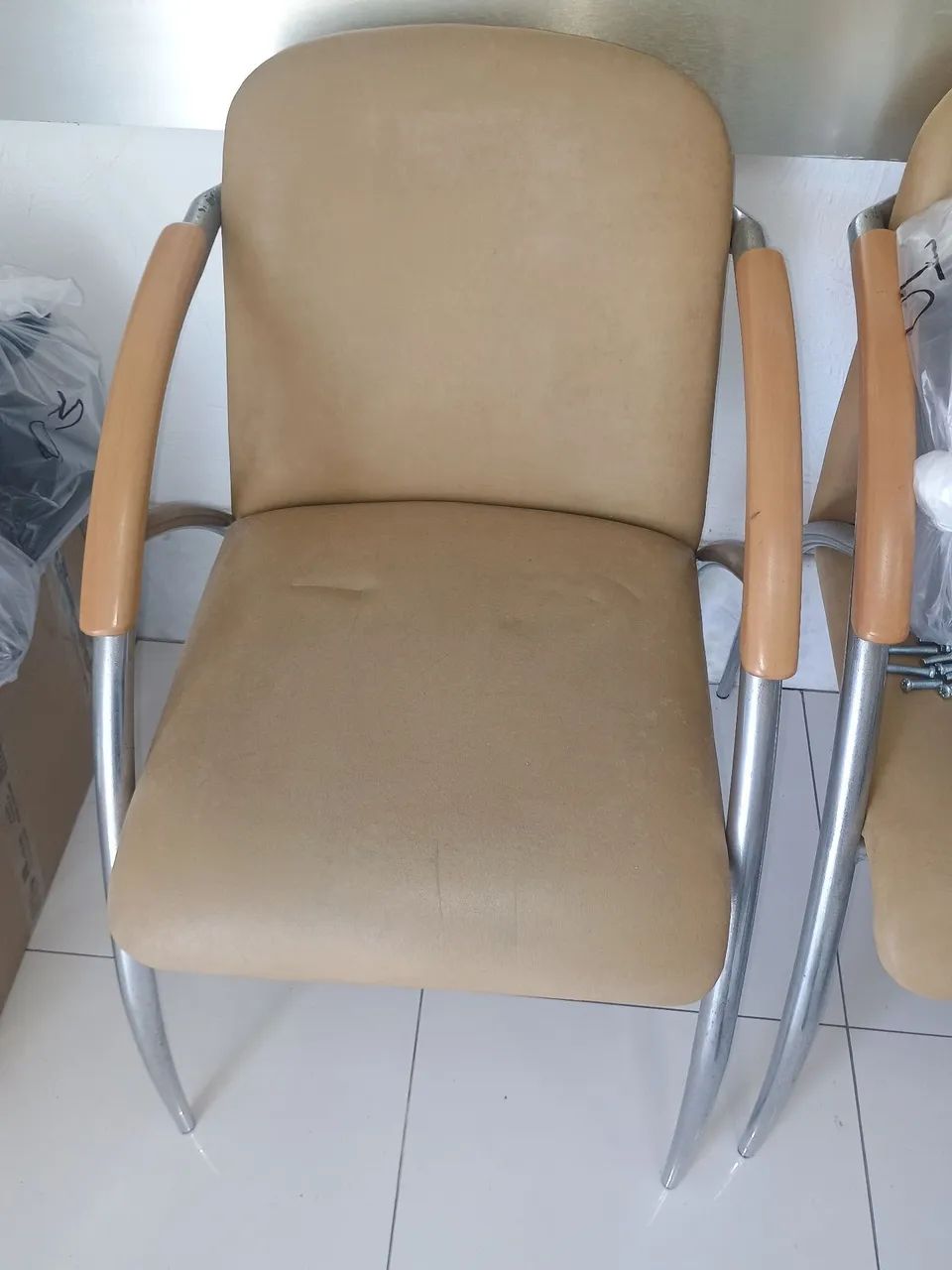 Cadeira Tubular Estofada