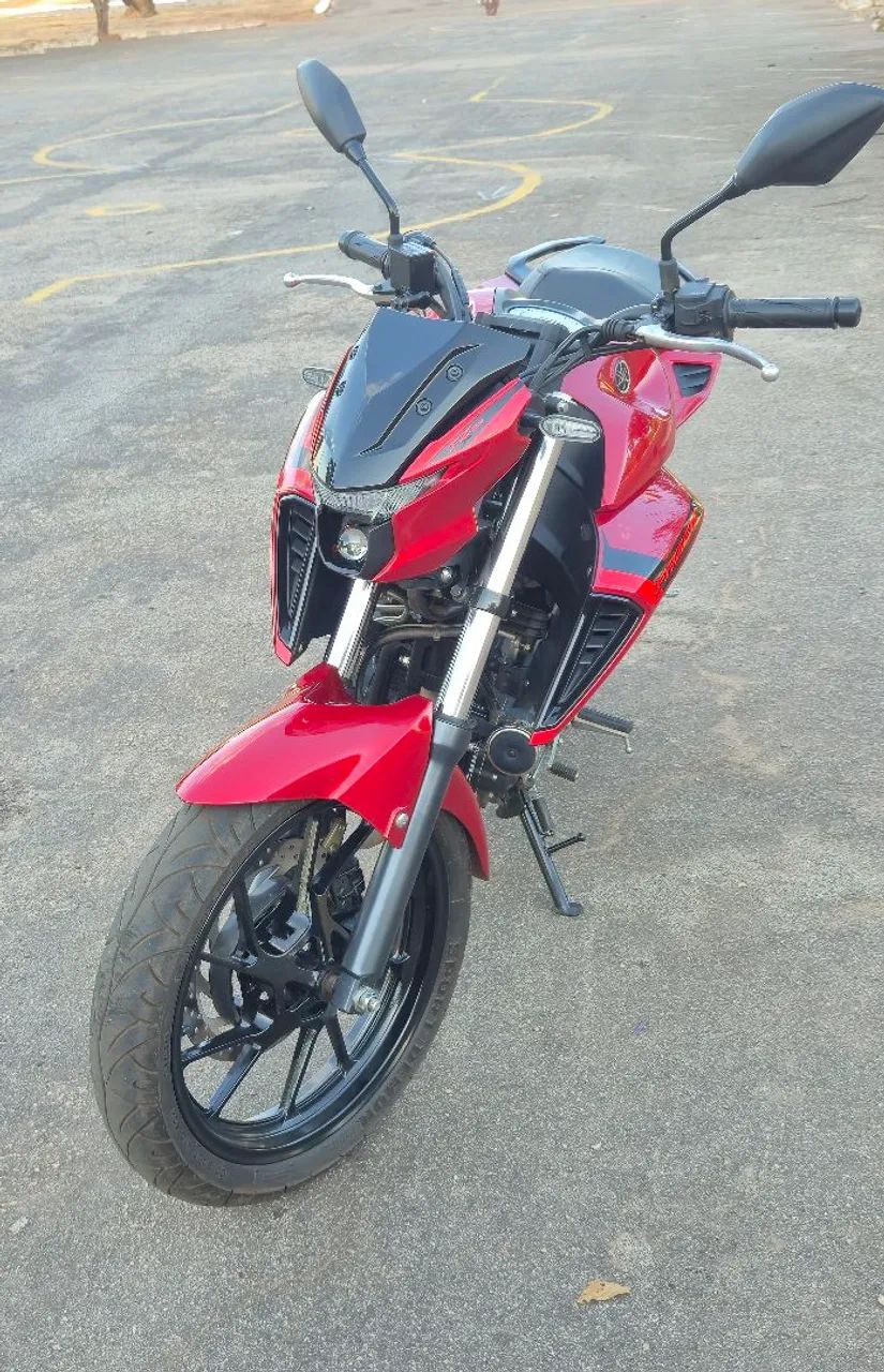 FAZER 250cc 2025 EXTRA com apenas 5.200km rodados - Foto 2