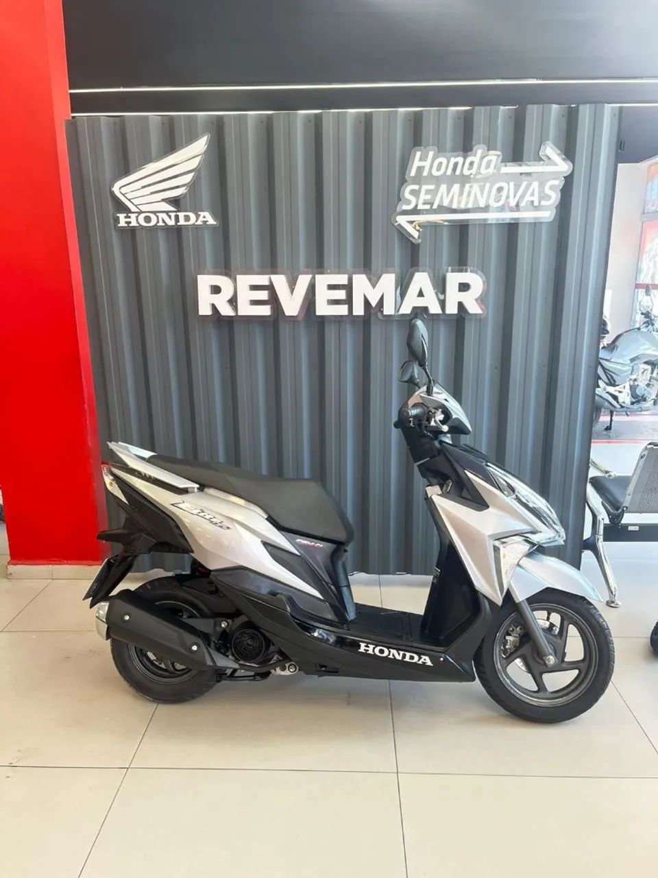 Elite SEMINOVA  - Foto 2