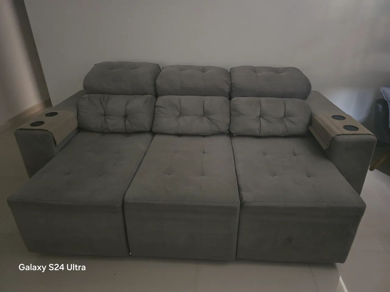 Sofá  3 lugares retrátil