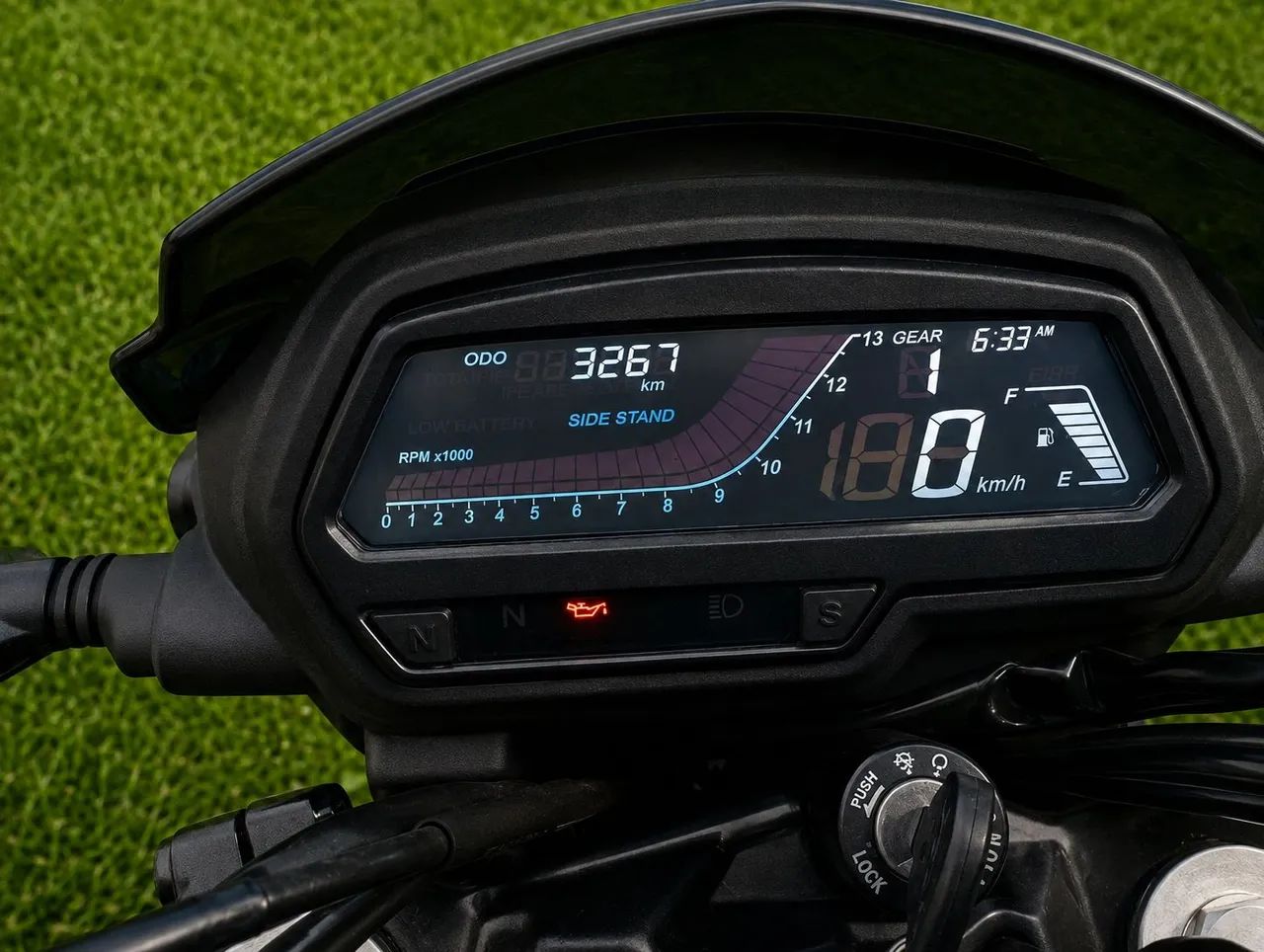 Bajaj Dominar 250  - Foto 5