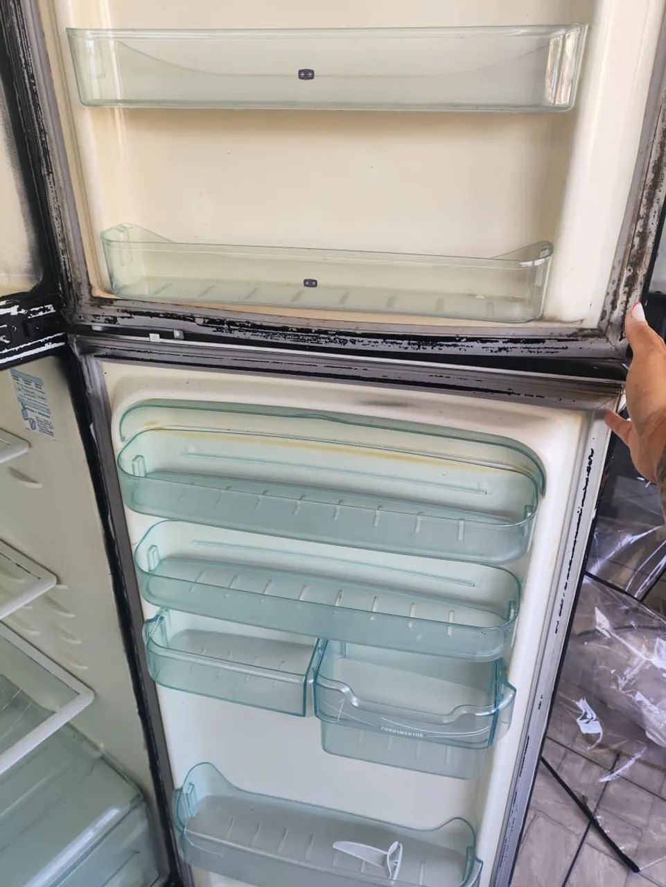 Geladeira Eletrolux fosfri - Foto 4