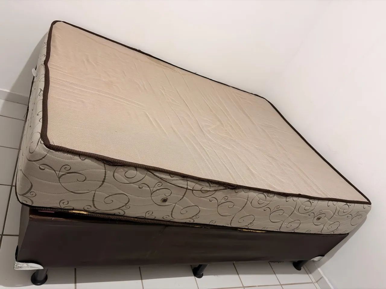 Cama casal com box e colchão  - Foto 3