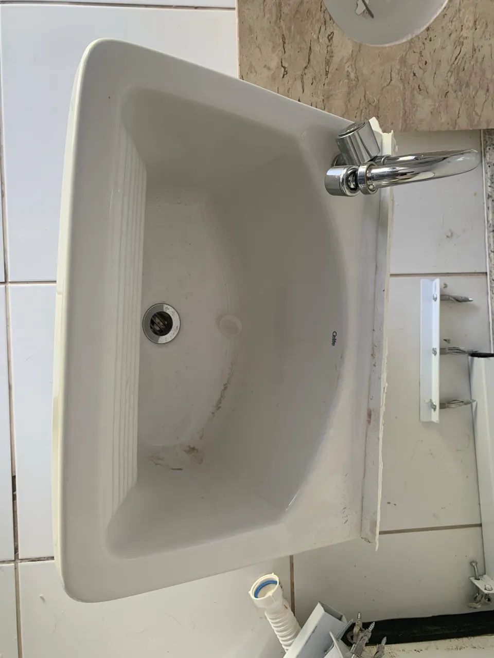 Tanque de louça Celite + torneira  - Foto 2