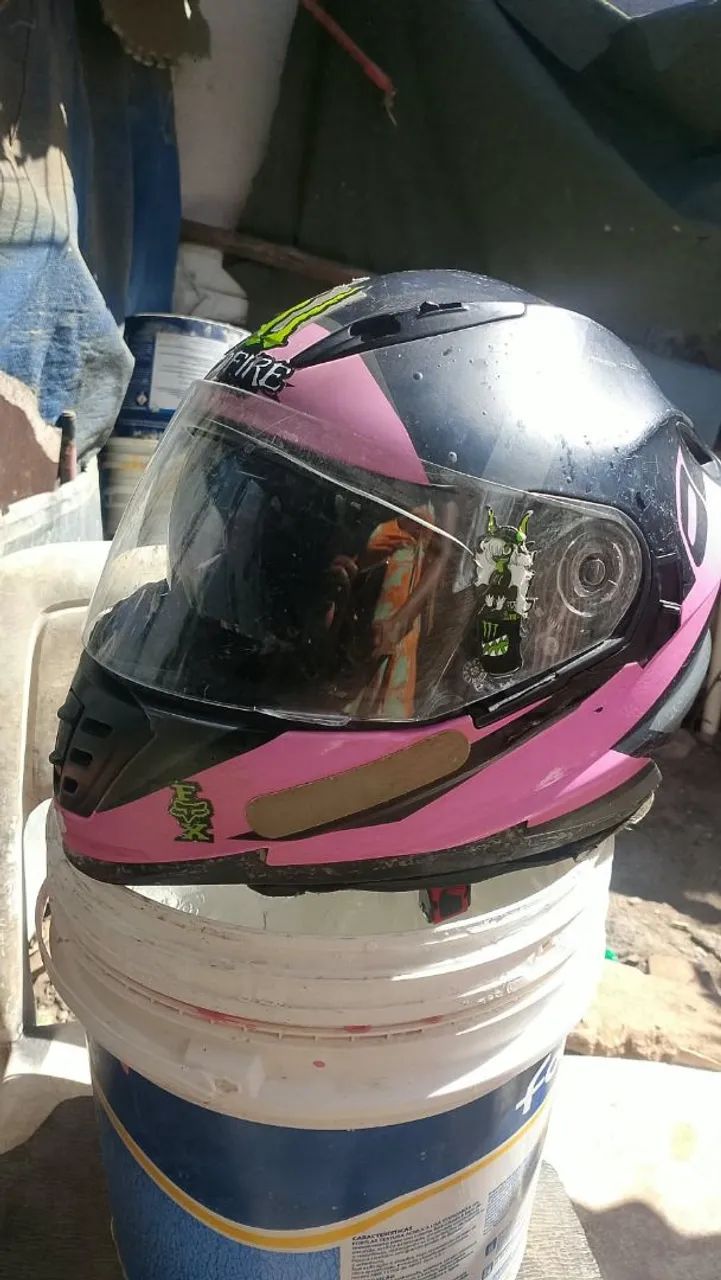 Capacete