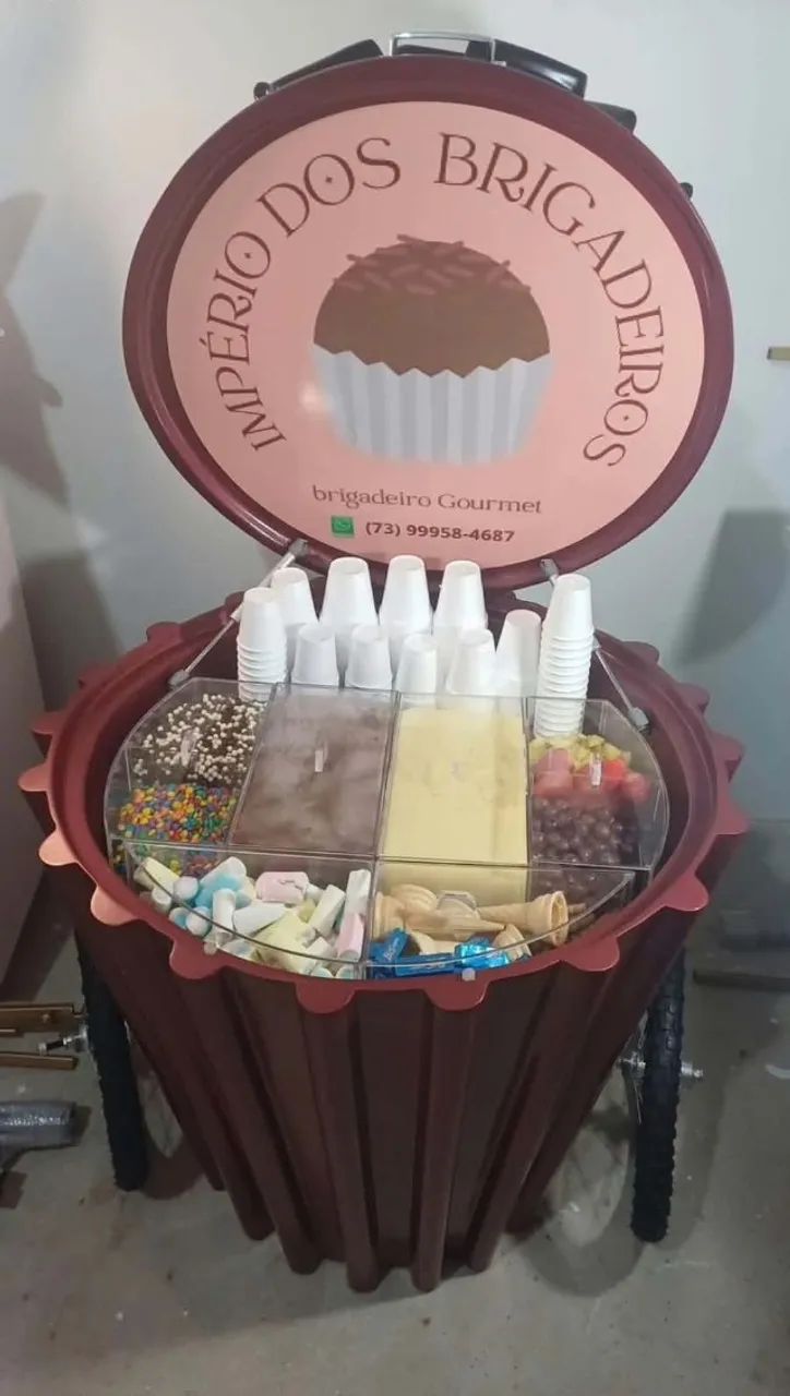 Carrinho de brigadeiro gormet