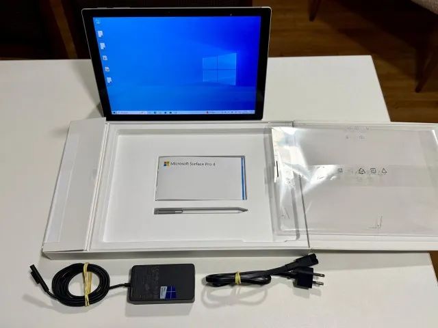 Microsoft Surface Pro 4 Core I7 16GB RAM 256GB SSD Windows 10