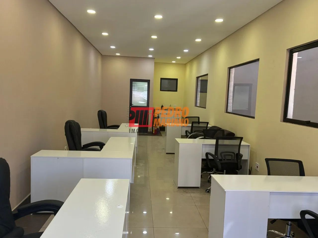 Sala Comercial no Bairro Alves Dias em São Bernardo do Campo