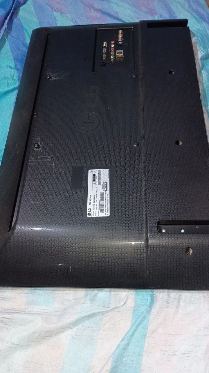 Vendo Tv LG 32 polegadas por favor leia descrição  - Foto 3