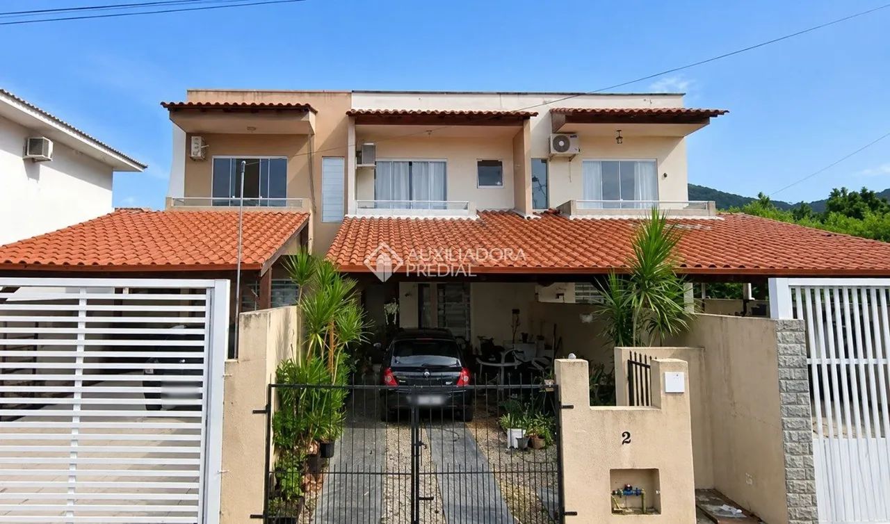 Casas para alugar com Piscina e 2 quartos, 121 m² - São João do Rio Vermelho - Foto 2