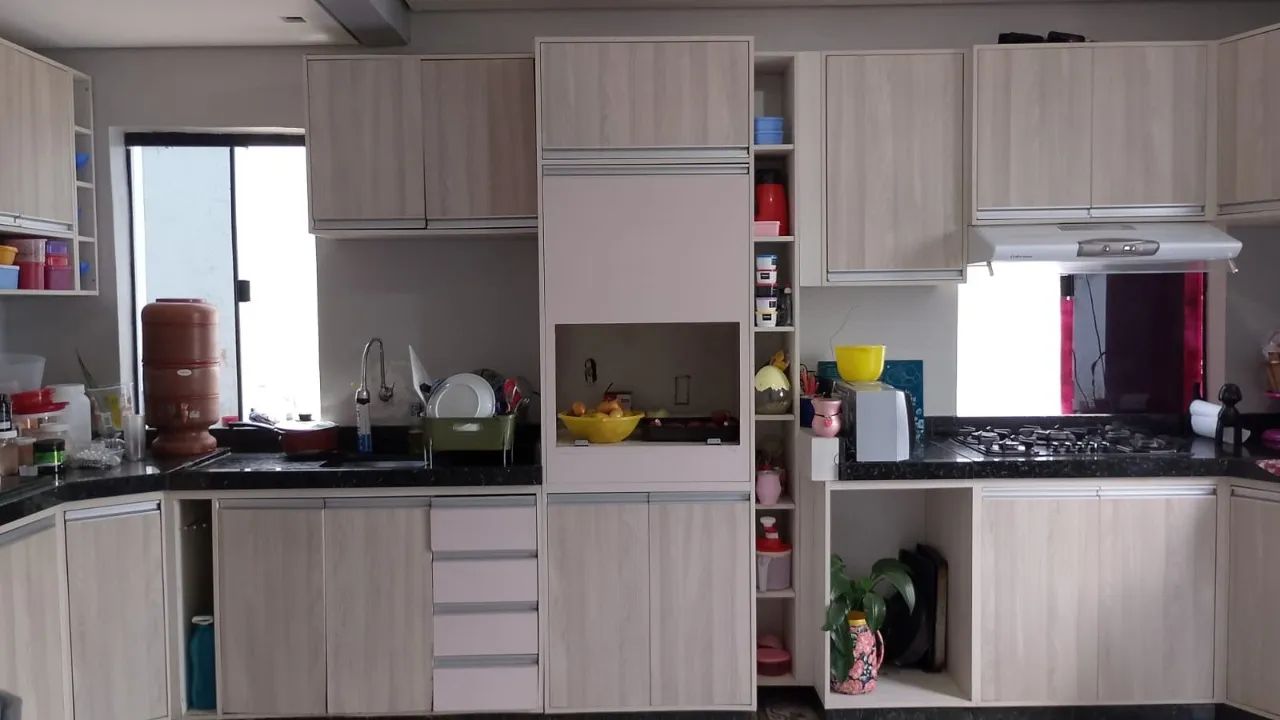 CASA SEMIMOBILIADA À VENDA EM CHAPECÓ-SC. - Foto 4