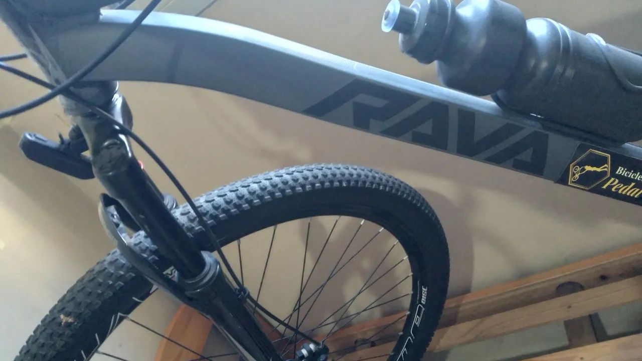 Bicicleta rava aros 29.toda rolamentada.single. - Foto 4