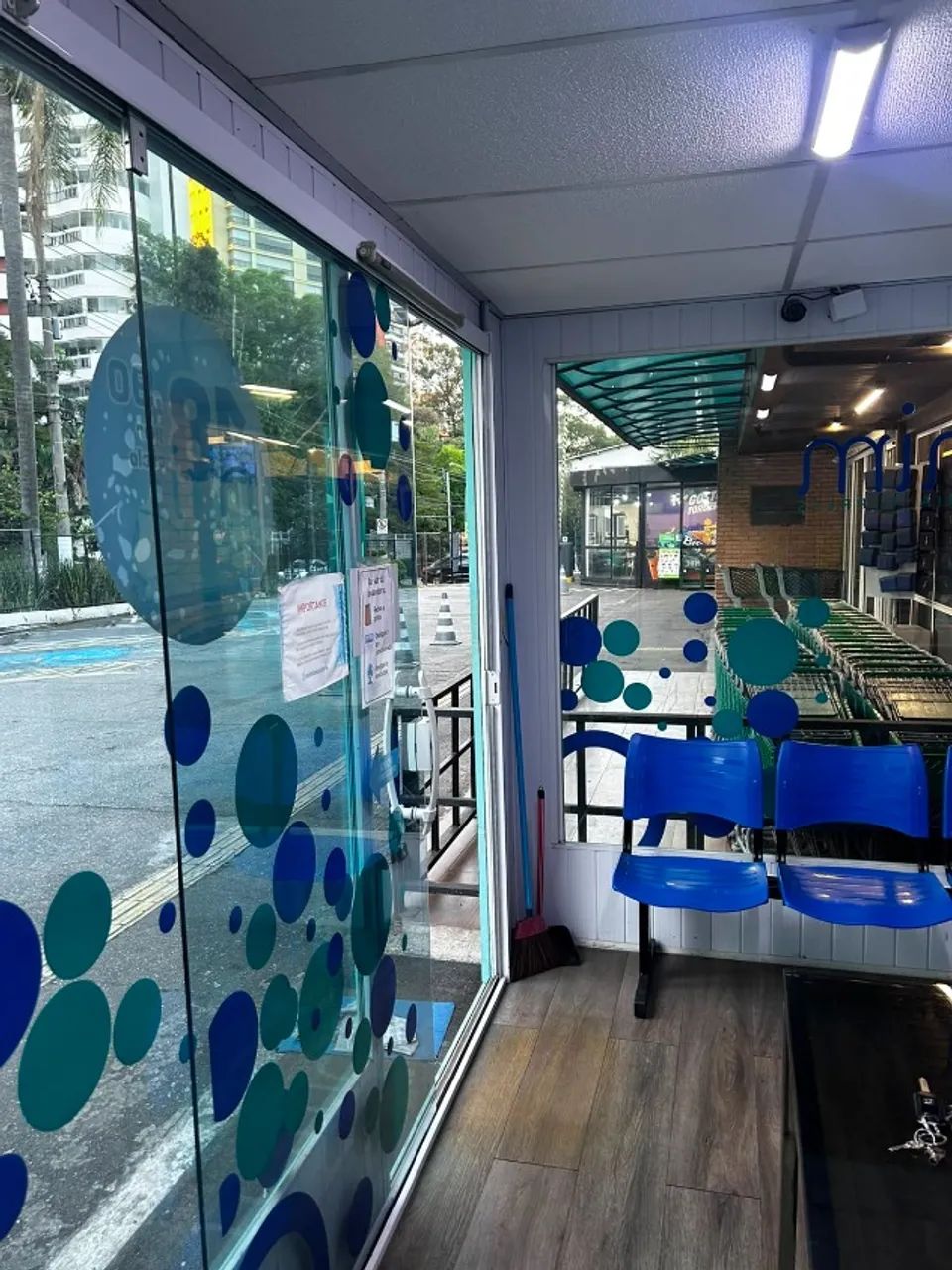 Container 6x2,5m Comercial - Com ou Sem Vidros | Ótimo Estado - Foto 2