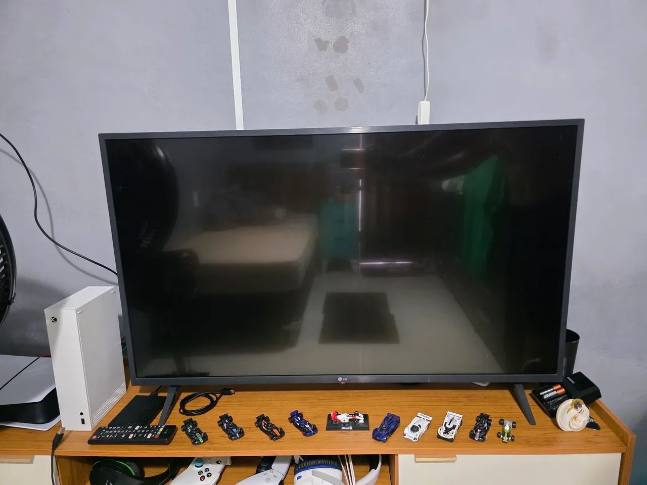 Vendo TV LG 43 polegadas FULL HD - Foto 3