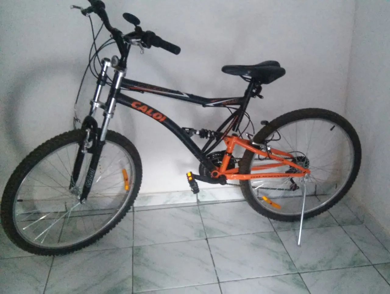 Bicicleta Caloi aro 27