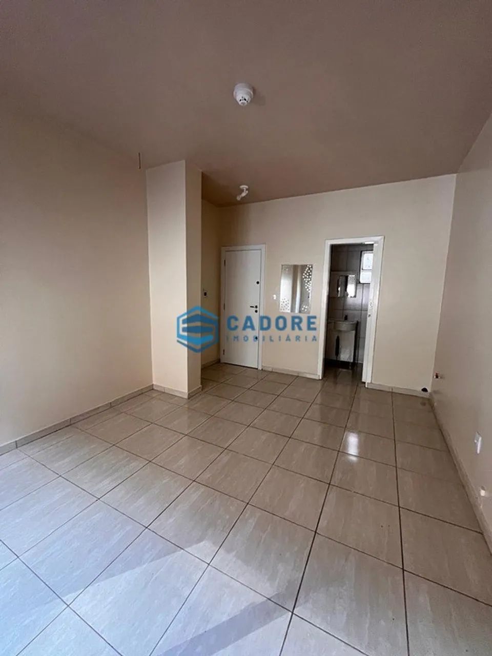 SALA AÉREA NO CENTRO COM 22m² - Foto 3