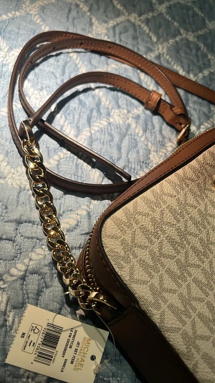 Bolsa Crossbody com monograma MK original  - Foto 2