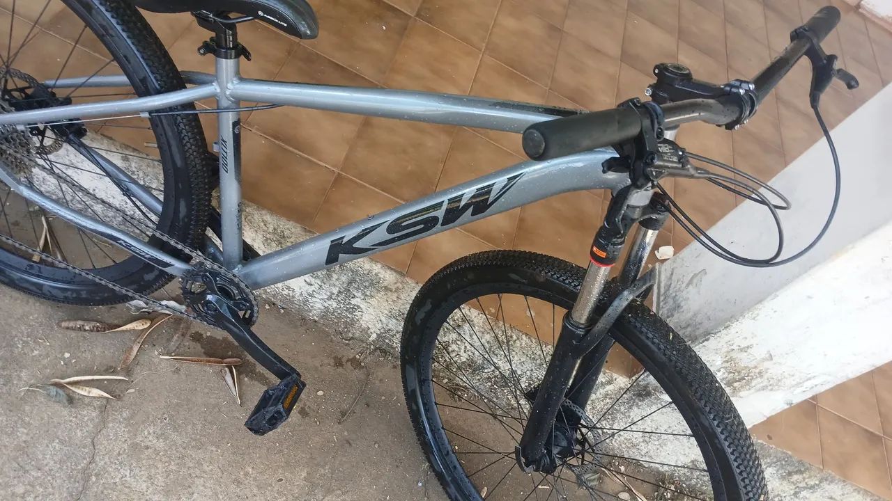 Vendo bicicleta ksw aro 29