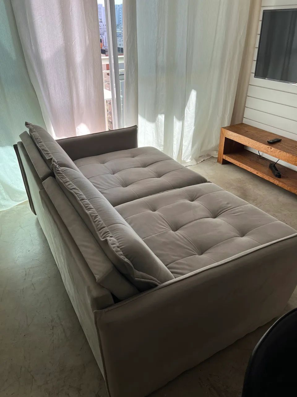 Sofá Cama Veludo Cinza 1,80m - Bom Estado - 2 Lugares - Foto 3