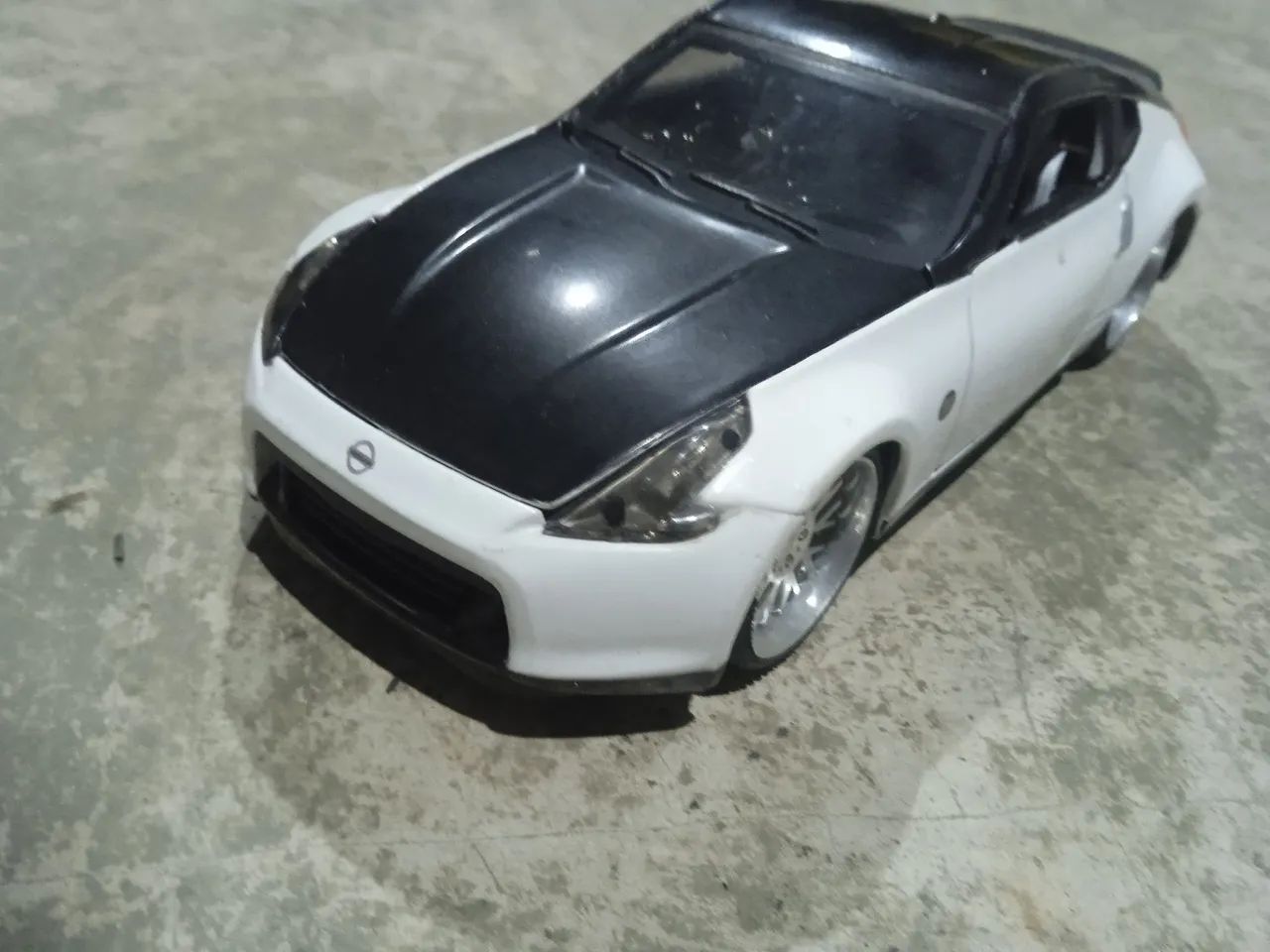 Auto modelo 370z