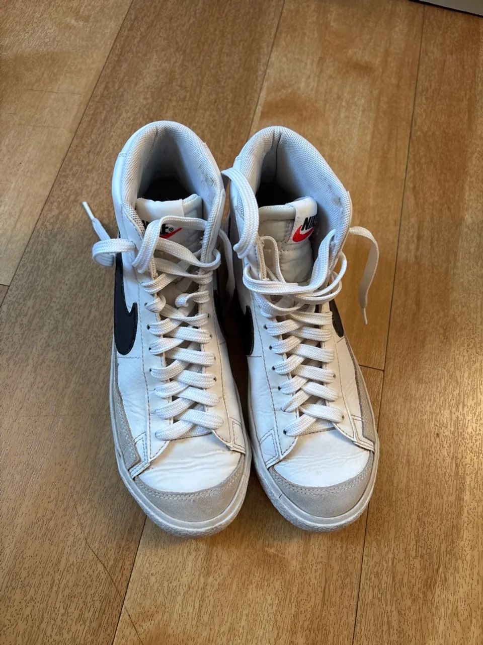 Tenis Nike Blazer Mid 77 - Foto 2