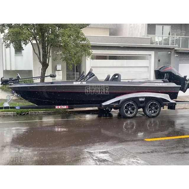 Barco Quest Bay 19 2024