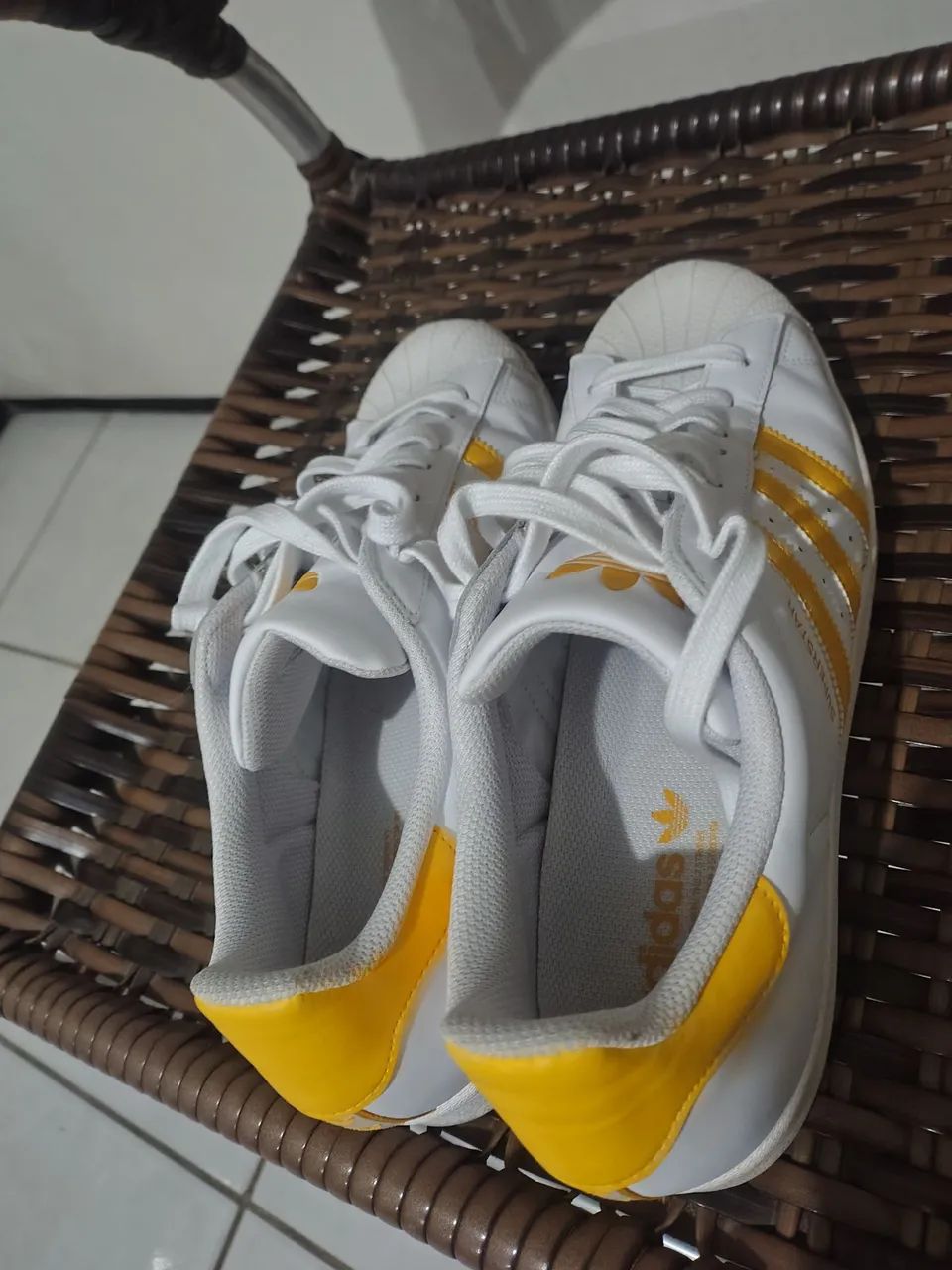 Tênis Adidas superstar  - Foto 2
