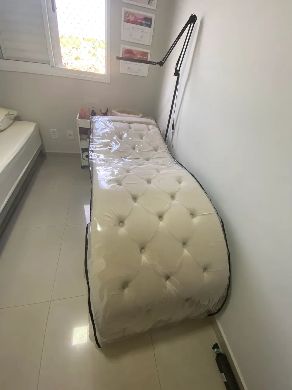 Vendo maca estofada para estética  - Foto 3