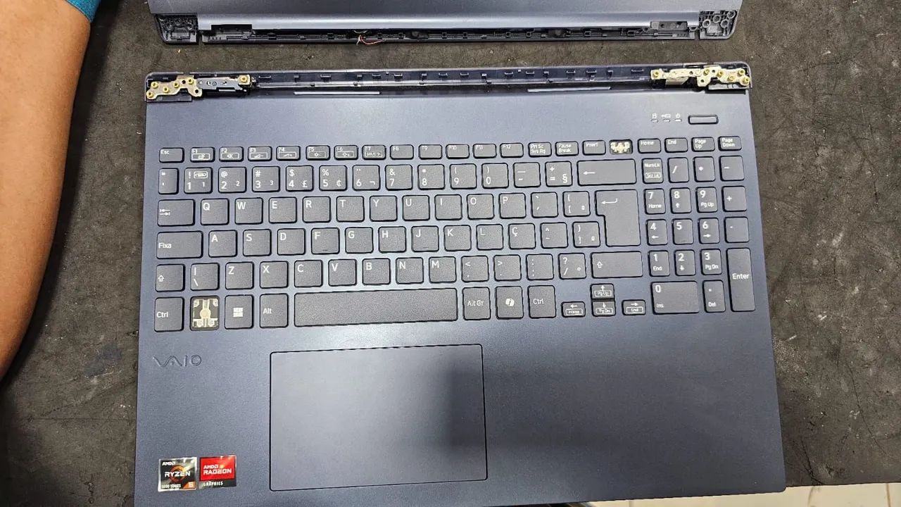 Vendo carcaça notebook VAIO FE16 - Foto 3