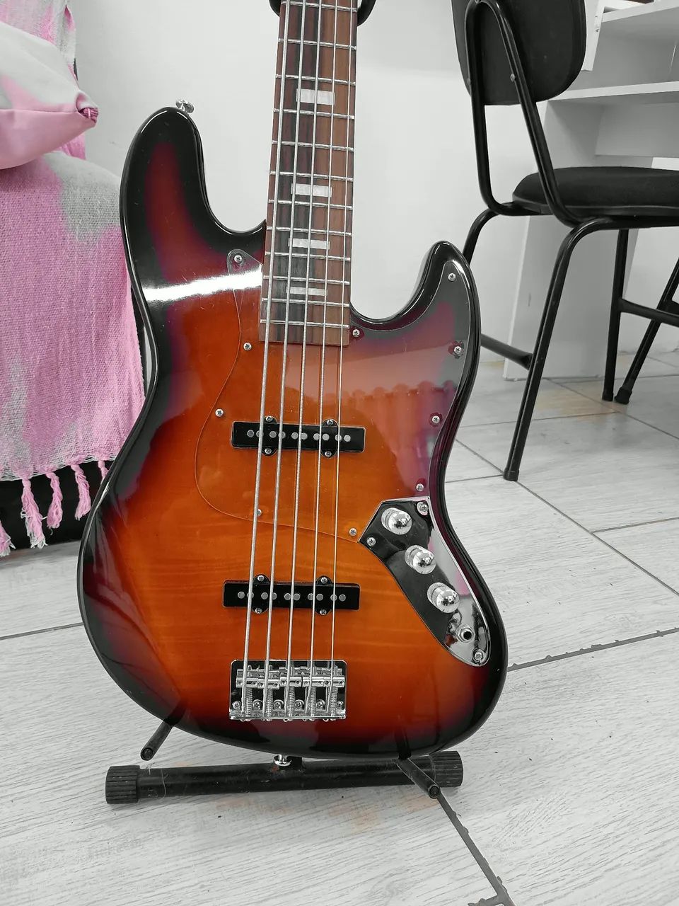 Contrabaixo Fender - Foto 3