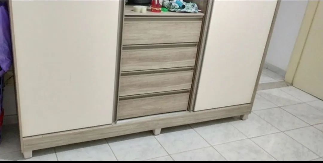 GUARDA-ROUPA COM ESPELHO  - Foto 2