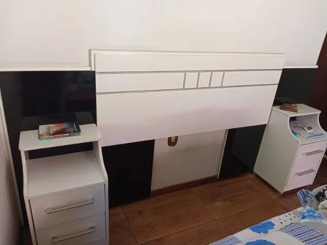 Cabeceira de cama com 2 criados  - Foto 2
