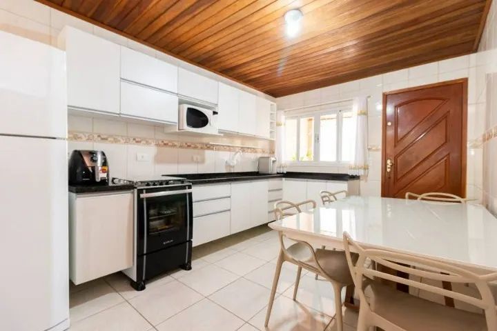 Casa para venda com 180 metros quadrados com 3 quartos - Foto 2