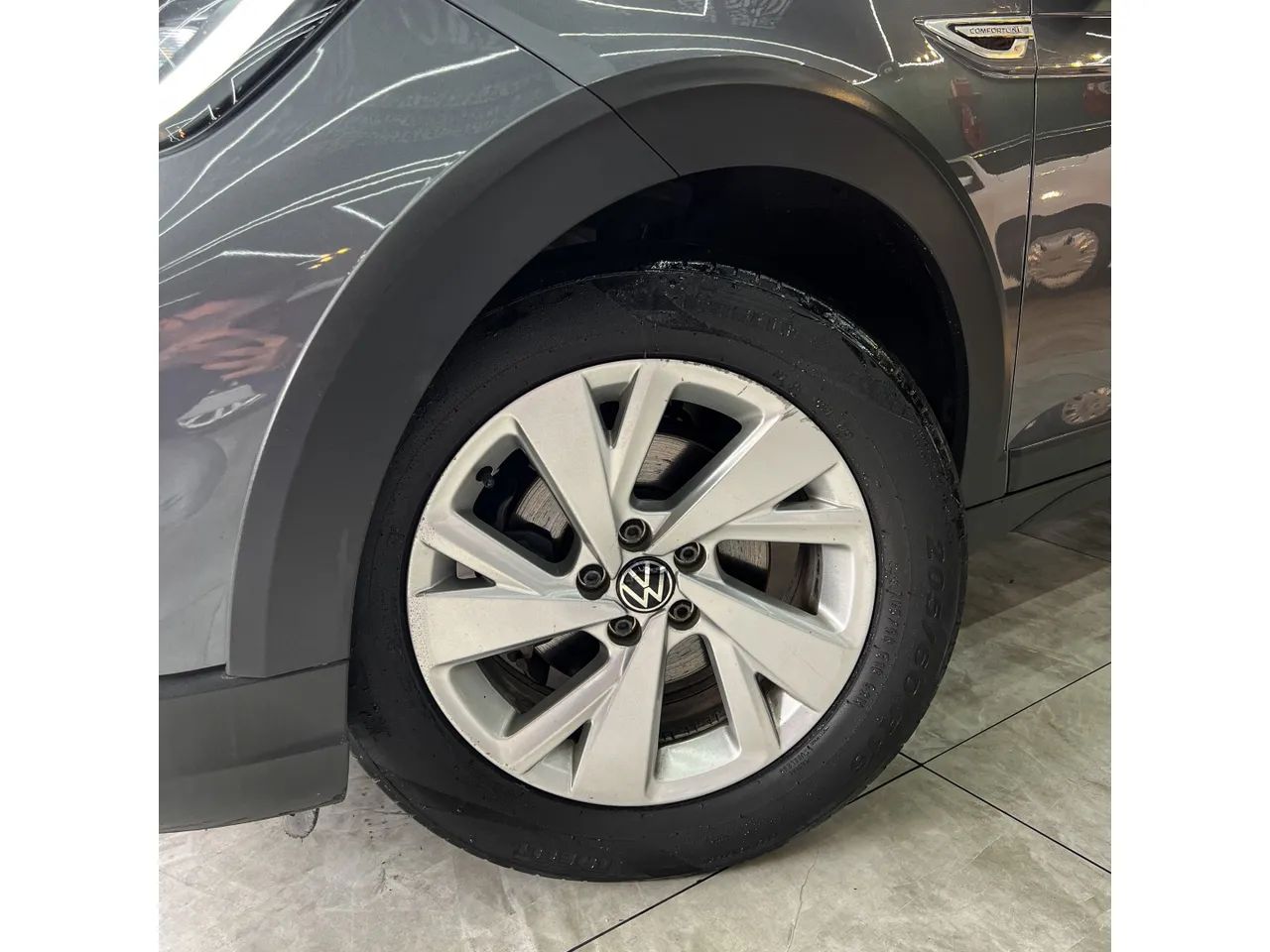Volkswagen Nivus Comfortline 1.0 200 TSI Flex Aut., foto 16 de 16