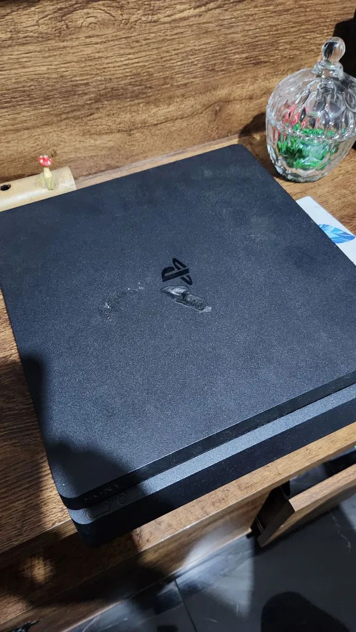 Ps4 slim 1TB - Foto 3