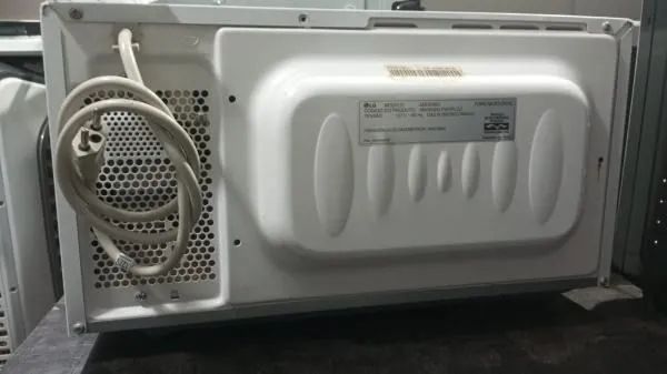 Vendo microondas LG 30l  - Foto 3