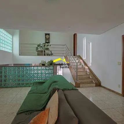 Casa com 4 Quartos, Piscina e 4 Vagas para Locação no Buritis - Foto 5