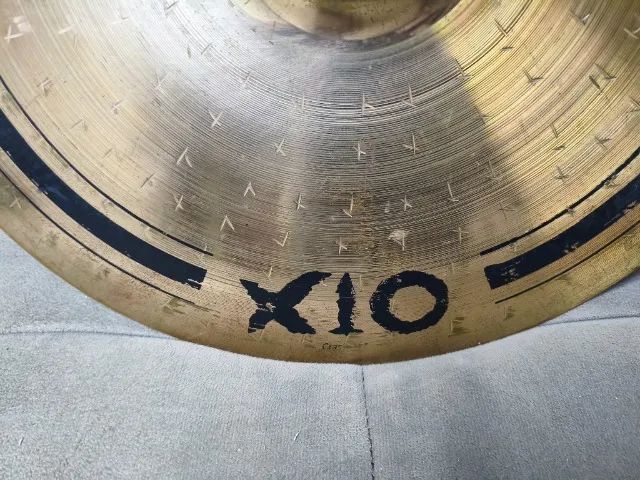 Crash Orion X10 de 17' SPX17MC em Bronze B10 - Instrumentos