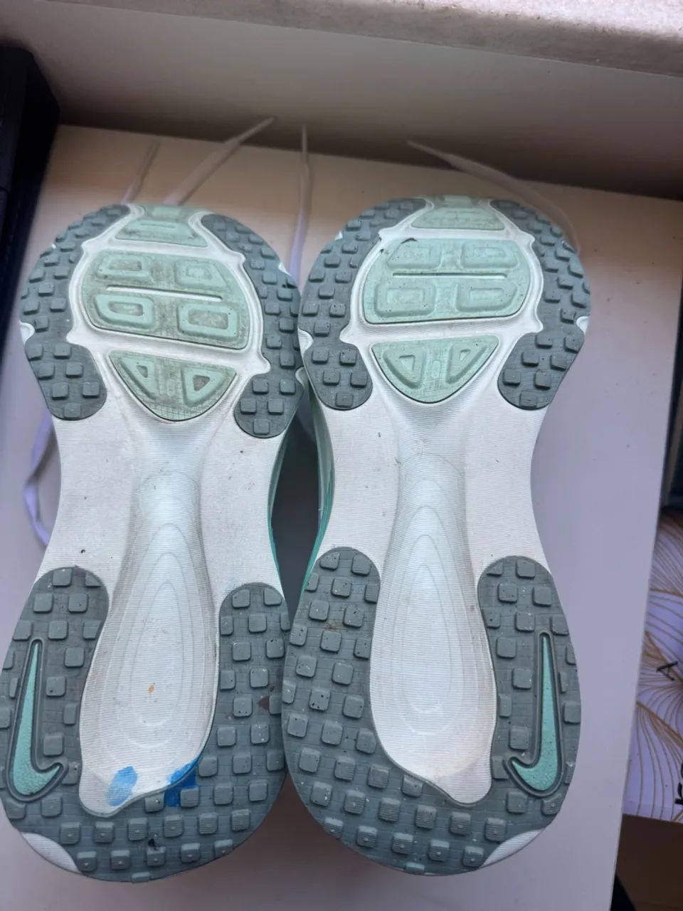 Tênis Nike Vomero  - Foto 4