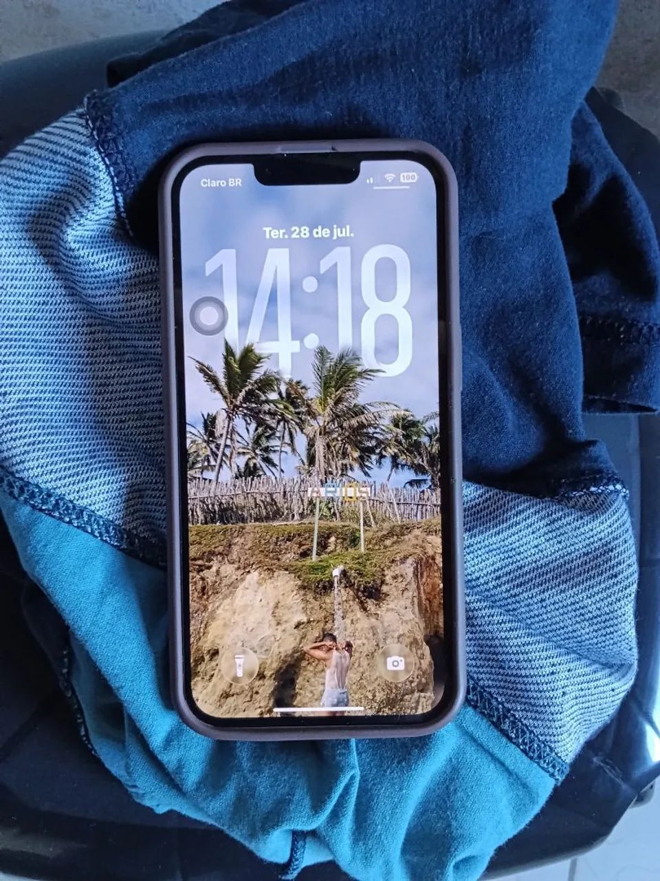 iPhone 16e novo